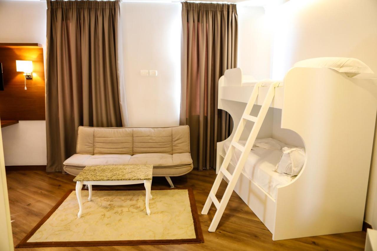 Golden Ring Resort Farke e Madhe Bagian luar foto
